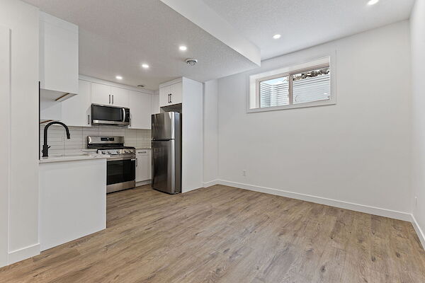 Calgary 1 bedroom Basement for rent. Property photo: 593809-2