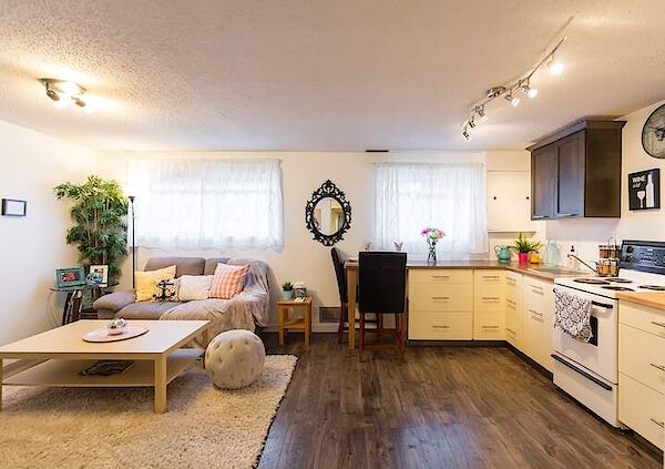 Calgary 1 bedroom Duplex for rent. Property photo: 594066-3