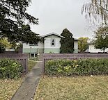 Beautiful and Spacious 3 Bedroom Main floor for rent in a house