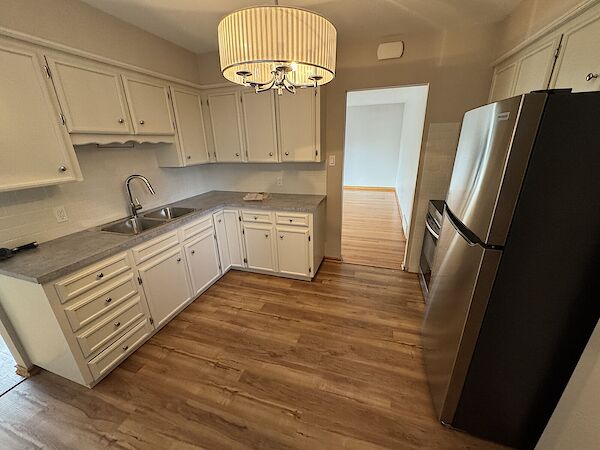 Calgary 3 bedrooms Main Floor for rent. Property photo: 595011-3