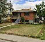 BEAUTIFUL HOUSE For Rent! Downtown, Shopping and More!