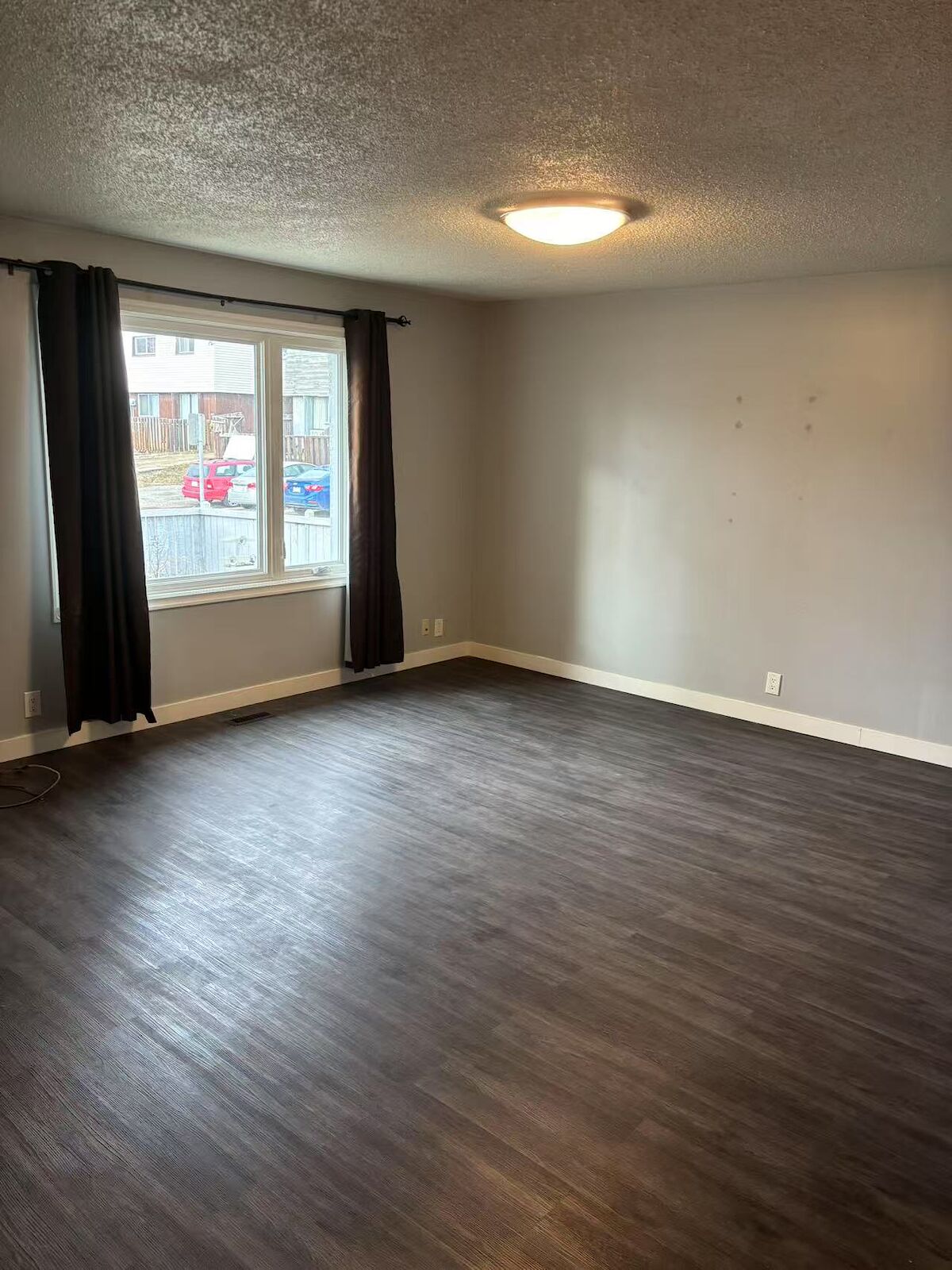 Calgary 4 + Den bedrooms Townhouse for rent. Property photo: 595021-1