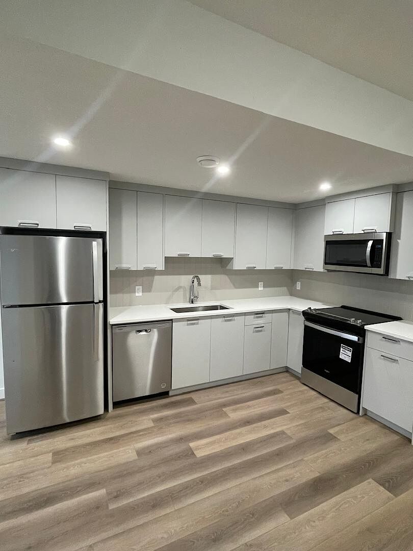 Calgary 1 bedroom Basement for rent. Property photo: 595367-1