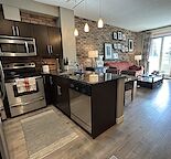 Cozy 1 bedroom condo located near downtown core