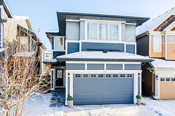 Stunning Family Home with Upgraded Features in Evanston