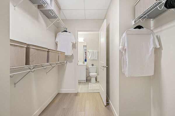 Calgary 1 bedrooms Apartment for rent. Property photo: 596748-3