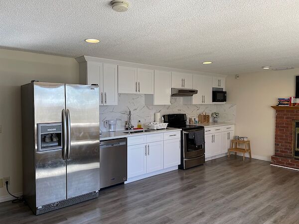 Calgary 2 bedrooms Basement for rent. Property photo: 596837-3