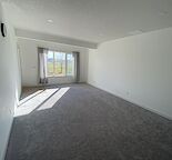 Bright 2 Bedroom Suite