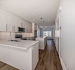 BEAUTIFUL TOWNHOUSE - 3 BED & 2.5 BATH IN RANGEVIEW