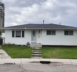 Main-floor suit, 5 min walk to C-train and bus station