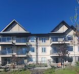 Bright and Spacious unit available for rent