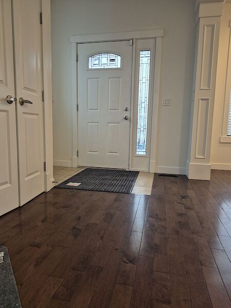 Calgary 3 bedrooms Duplex for rent. Property photo: 598888-2