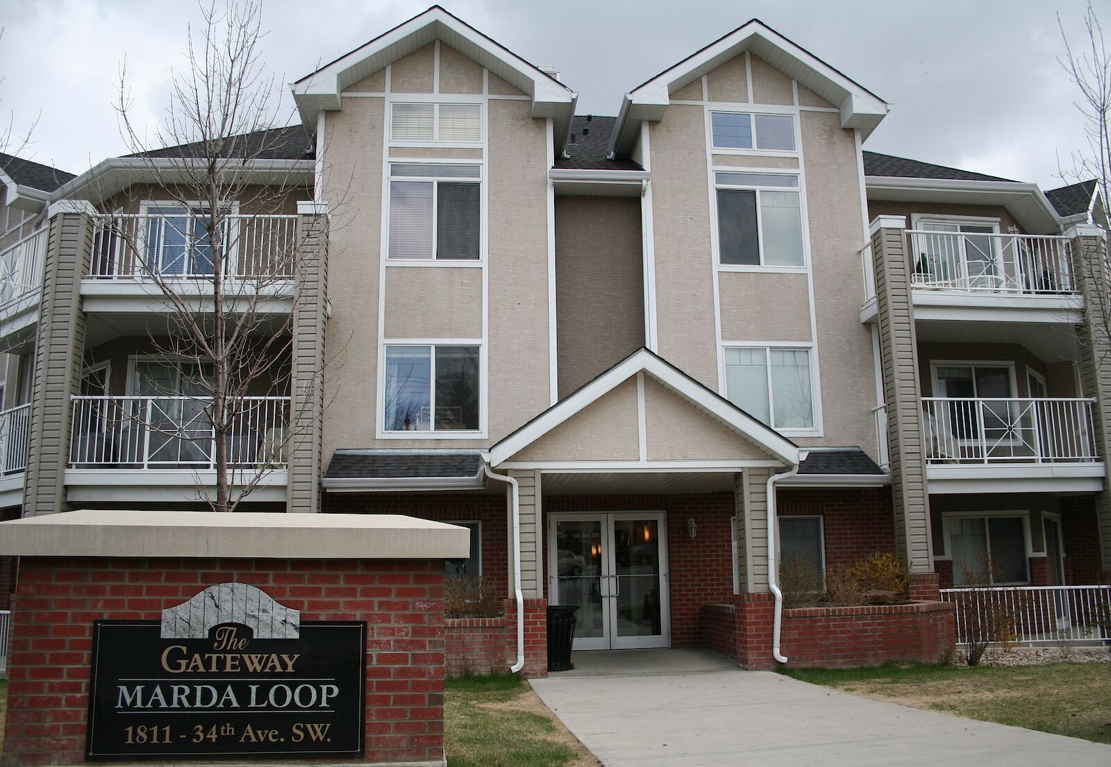 Calgary 1 bedroom Condo Unit for rent. Property photo: 598938-1