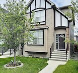 4 + flex room, 3.5 bath home 5 minute walk to Our Lady of Grace