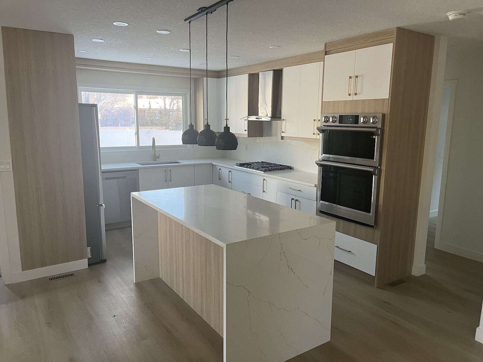 Calgary 5 bedrooms House for rent. Property photo: 599713-1