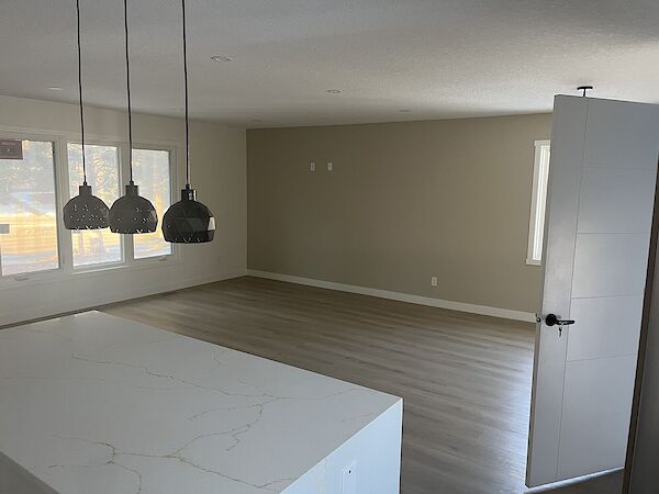 Calgary 5 bedrooms House for rent. Property photo: 599713-2