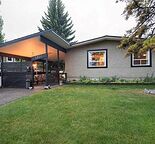 Cozy & Bright Legal Basement Suite in Glenbrook SW