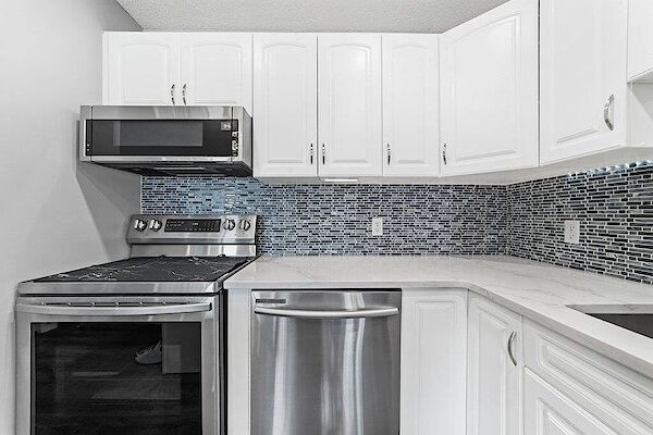 Calgary 2 bedrooms Condo Unit for rent. Property photo: 600162-3