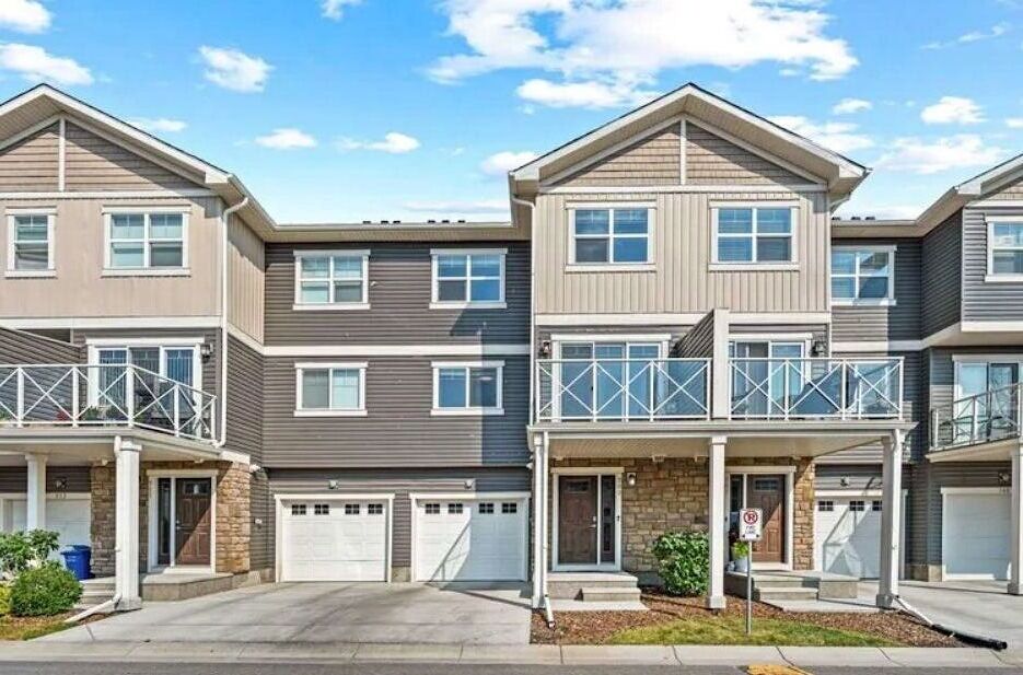 Calgary 2 bedrooms Townhouse for rent. Property photo: 600216-1