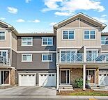 Beautiful and Well-Maintained Townhouse Perfect for a Young Family!