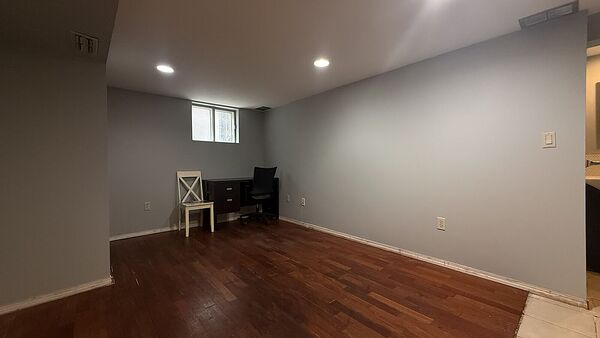 Calgary 1 bedroom Room For Rent for rent. Property photo: 600303-3