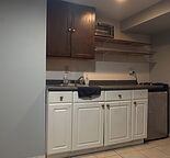 Cozy Basement Bachelor Unit in Parkdale