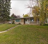 BUNGALOW ! BASEMENT 2 BED + 1 BATH WALK TO UC or SAIT