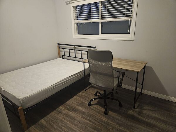 Calgary 1 bedroom Room For Rent for rent. Property photo: 600733-2