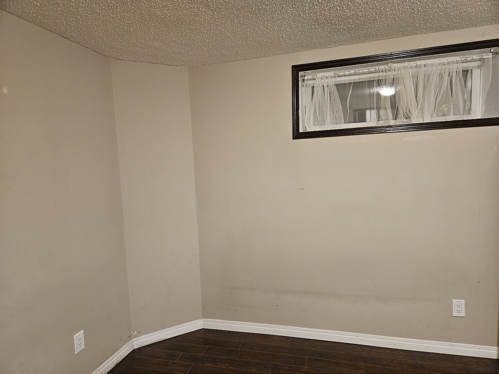 Calgary 2 bedrooms Basement for rent. Property photo: 600874-1