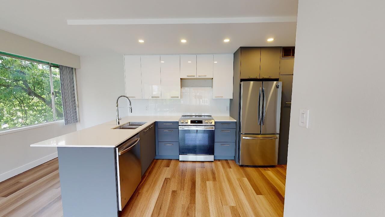 Vancouver 2 bedrooms Apartment for rent. Property photo: 601298-1