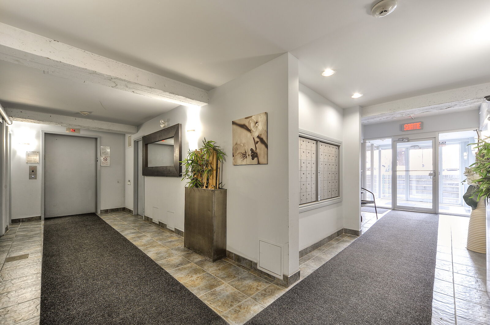 Montr&eacute;al studio Apartment for rent. Property photo: 602237-1