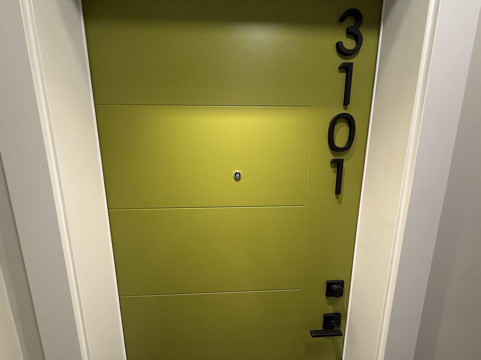 Calgary 2 + Den bedrooms Condo Unit for rent. Property photo: 602751-1