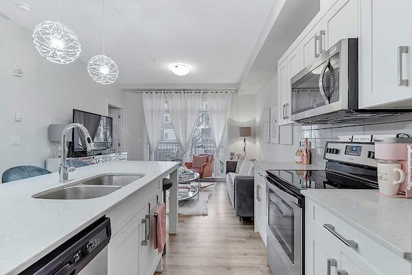 Calgary 2 bedrooms Condo Unit for rent. Property photo: 603099-3