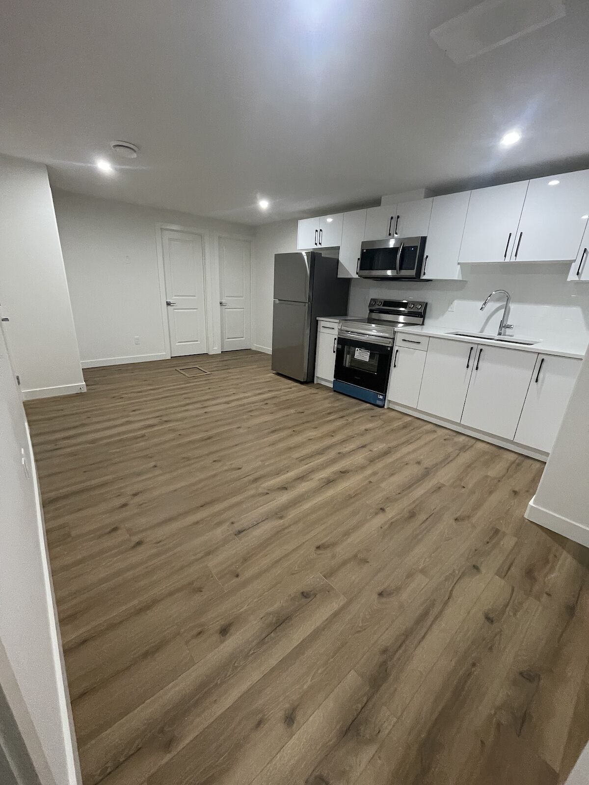 Edmonton Basement For Rent | Glenridding Ravine | Spacious Basement ...