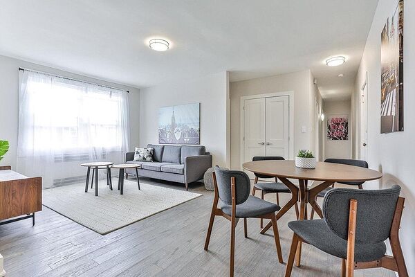 Toronto 2 bedrooms Apartment for rent. Property photo: 603921-2