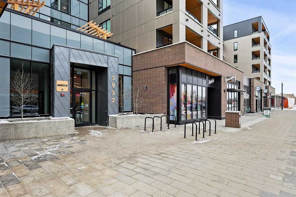 Calgary 1 bedroom Condo Unit for rent. Property photo: 604341-1