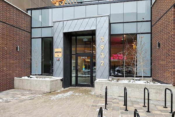 Calgary 1 bedroom Condo Unit for rent. Property photo: 604341-2