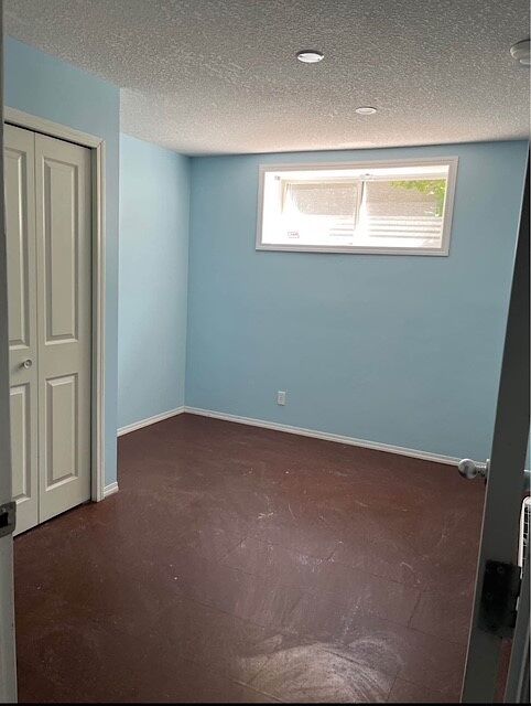Calgary 1 + Den bedrooms Basement for rent. Property photo: 604467-1