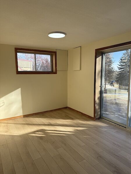 Calgary 2 bedrooms Basement for rent. Property photo: 604763-3