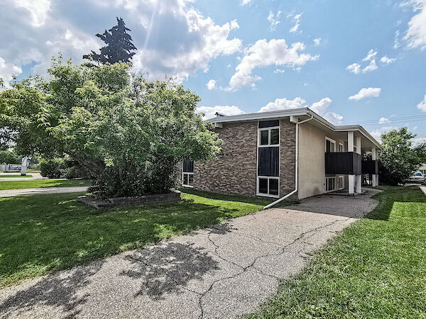 Renovated 1-Bedroom Apartment in Kingsland – Modern Updates & Prime Location!