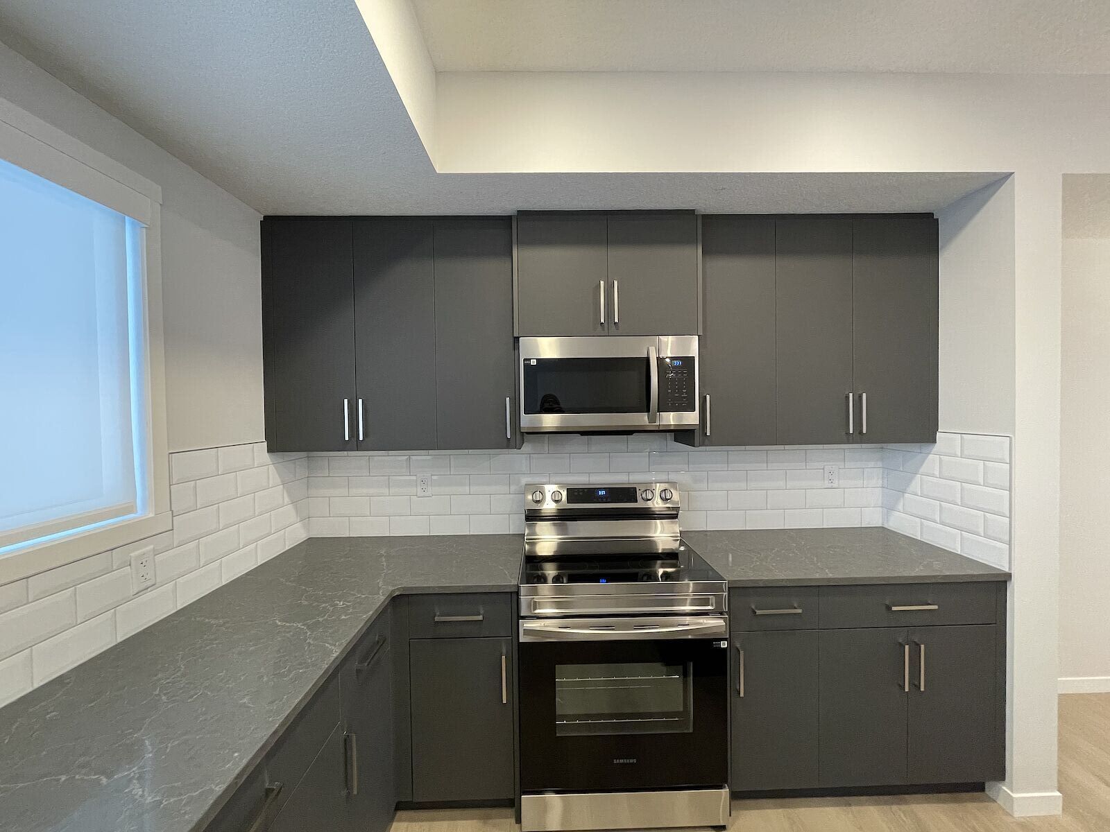 Calgary 4 + Den bedrooms Townhouse for rent. Property photo: 605344-1