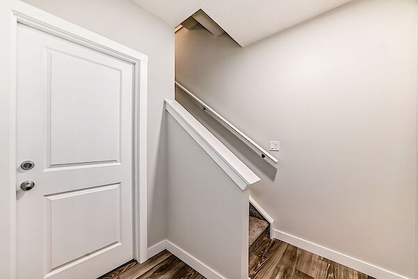 Calgary 1 bedroom Basement for rent. Property photo: 605515-2