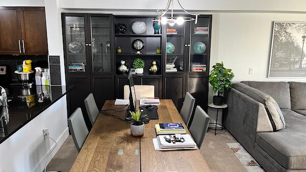 Calgary 2 bedrooms Condo Unit for rent. Property photo: 605881-2