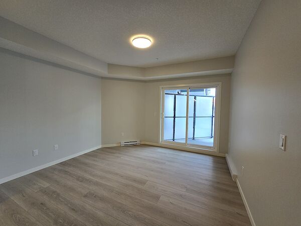 Calgary 1 bedroom Condo Unit for rent. Property photo: 606247-3