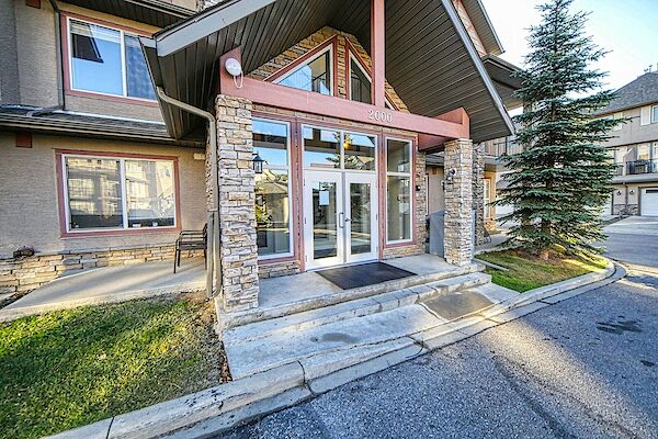 Calgary 1 + Den bedrooms Condo Unit for rent. Property photo: 606463-3