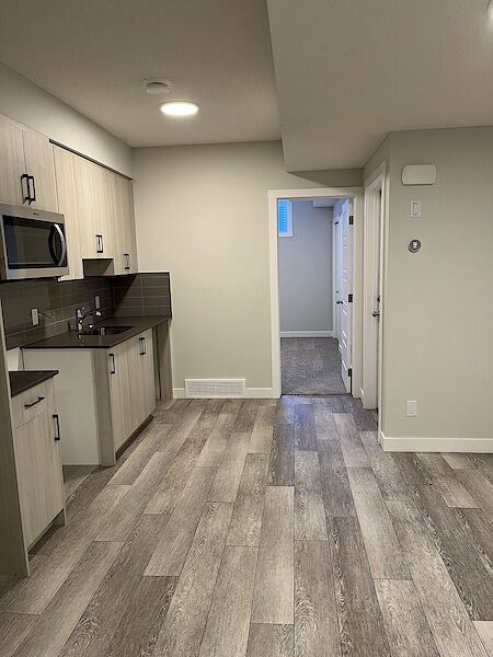 Calgary 2 bedrooms Basement for rent. Property photo: 606496-3