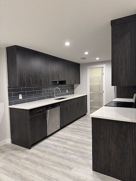 Calgary 1 bedroom Basement for rent. Property photo: 606655-3