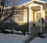 Nice Somerset 3 bedroom Main Floor with lots of room