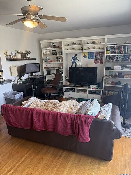 Calgary 1 bedroom Condo Unit for rent. Property photo: 606748-3