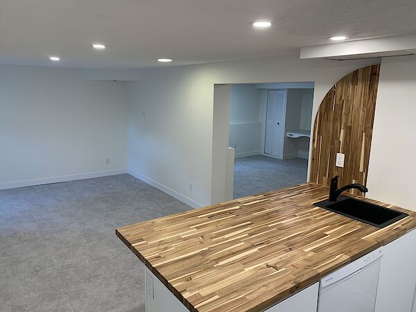 Calgary 1 + Den bedrooms Basement for rent. Property photo: 607373-2